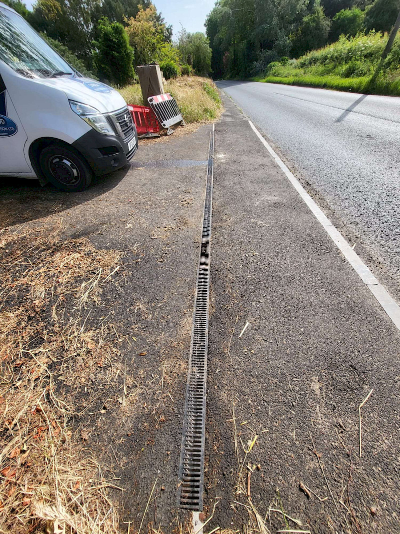 Surface water drainage driveway