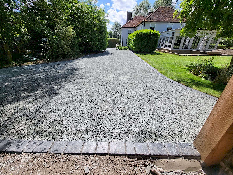 Tar and stone driveway in Ipswich.